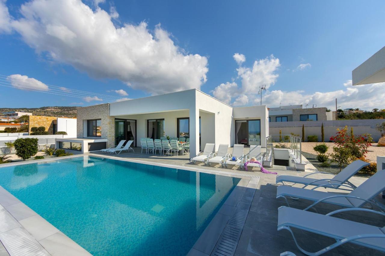 Villa Pleiades Paphos Exterior foto